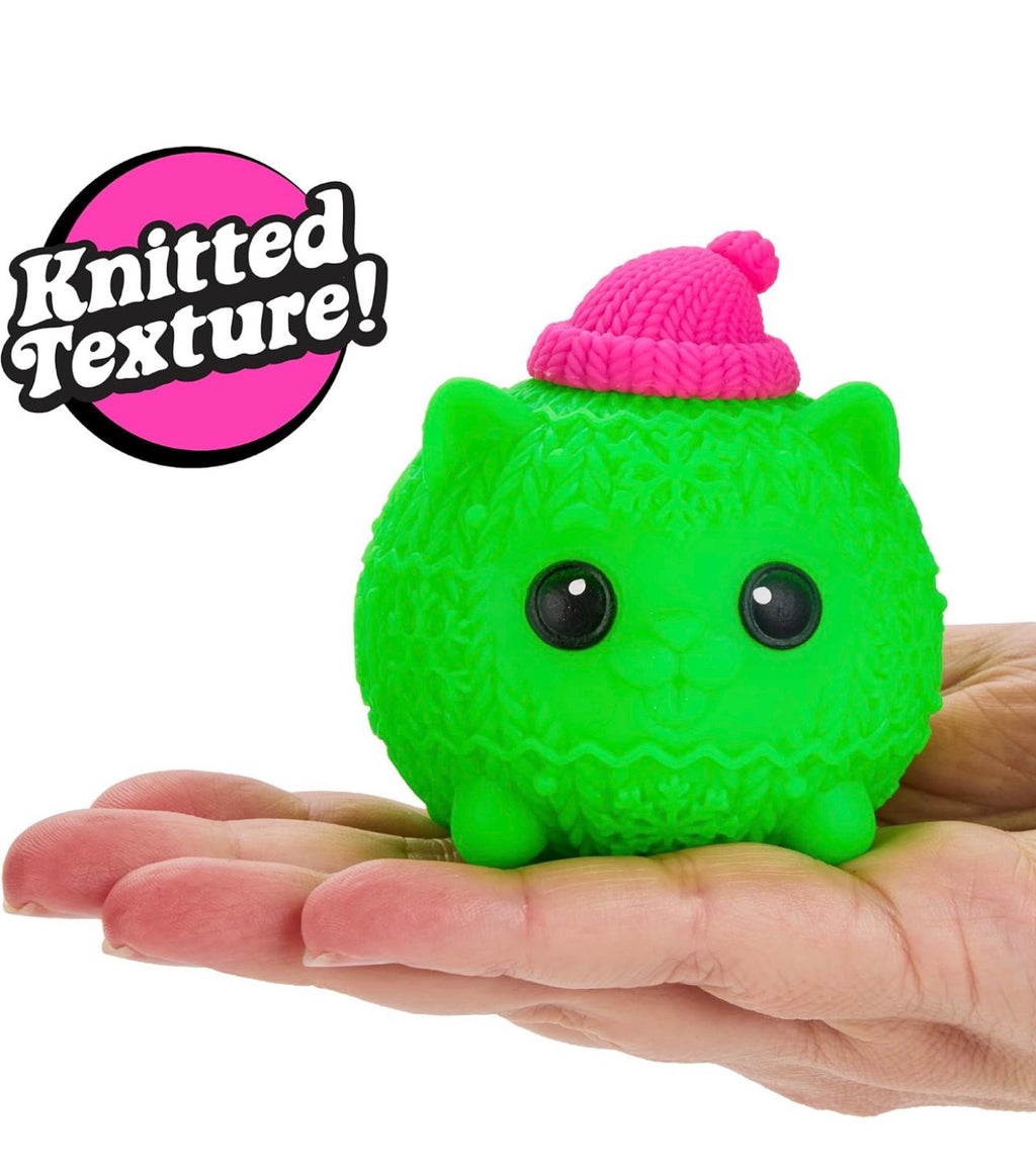NeeDoh Kittens – Green Sweater-Soft Cat Squishy by Schylling